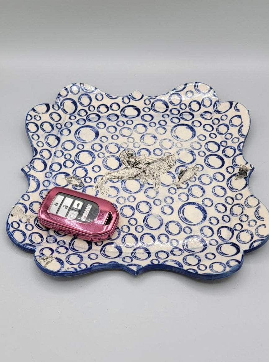Large Spaceman on a Whale Plate