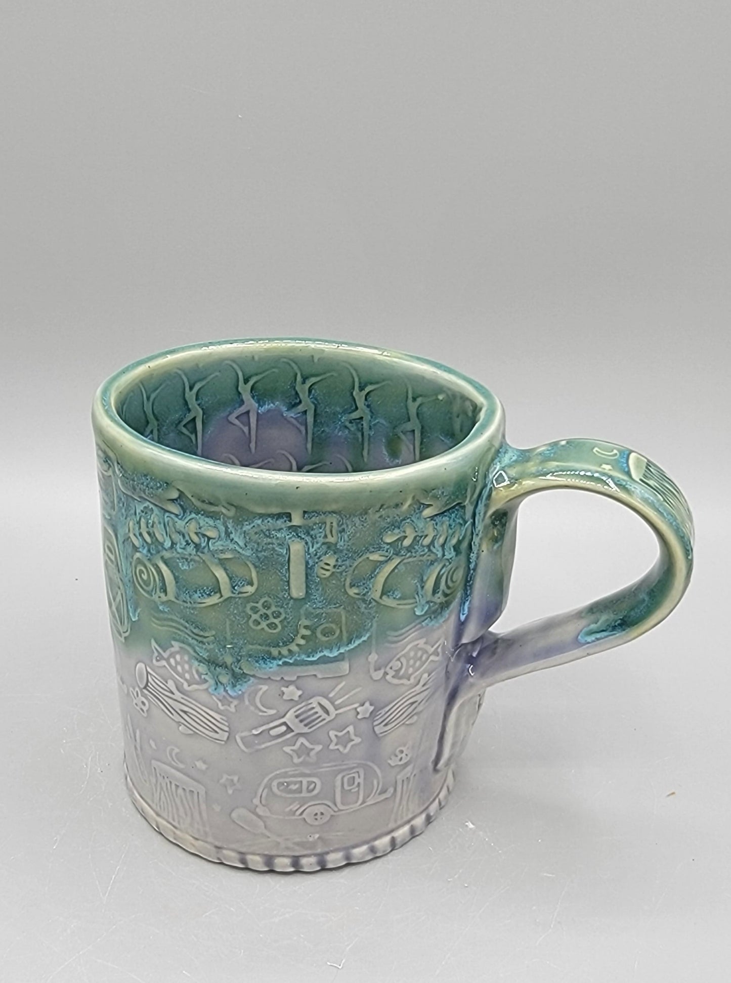 14-15 oz Hand Painted Embossed Camping Mug with Creekend Medallion