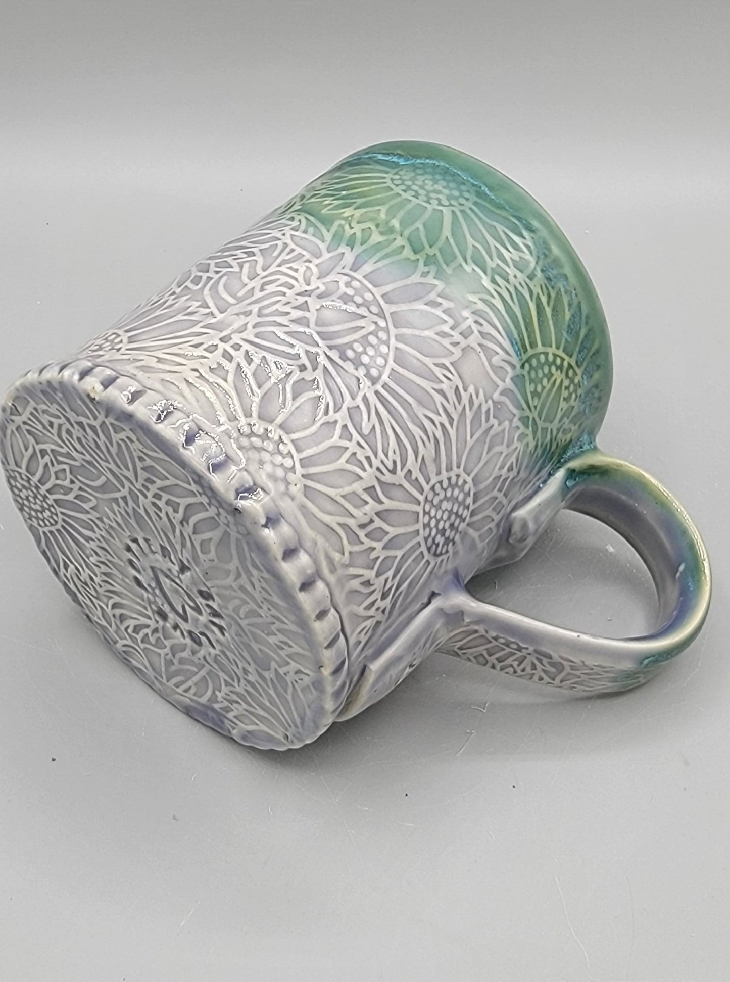 14-15 oz Embossed Sunflower Coffee Mug Alice Dreams