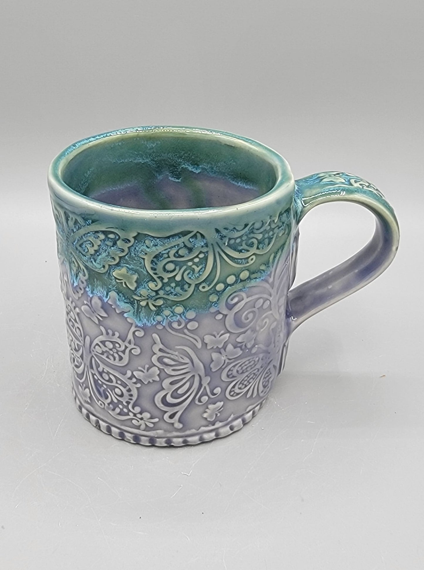 14-15 oz Embossed Butterflies Coffee Mug In Alice Dreams