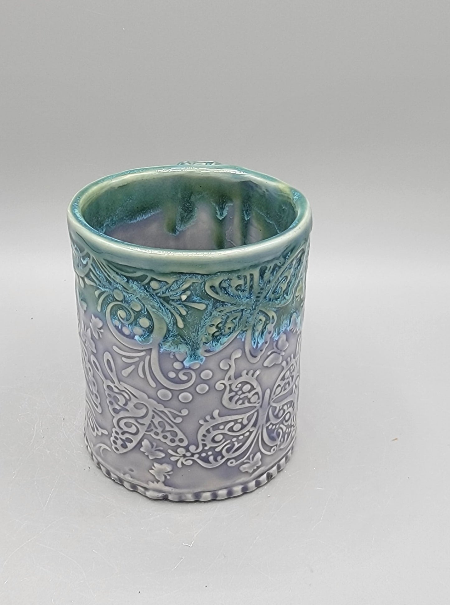 14-15 oz Embossed Butterflies Coffee Mug In Alice Dreams