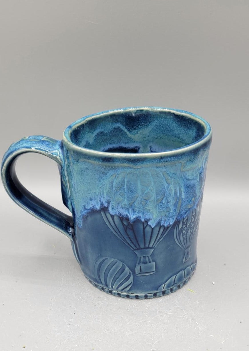 14-15 oz Embossed Hot Air Balloons Mug