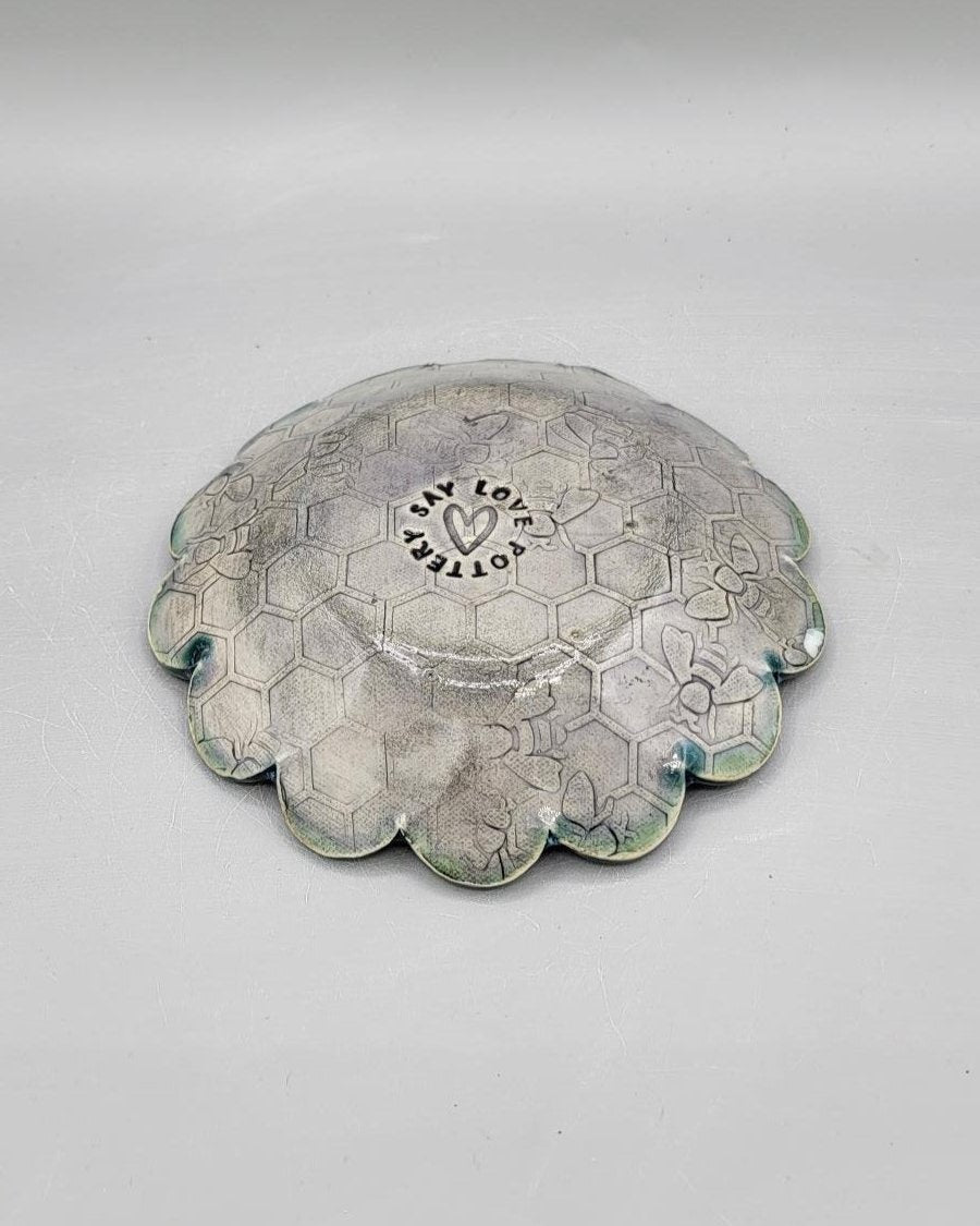 5 inch Hand Painted Embossed Bees & Honey Comb Fancy Circle Trinket Dish in Alice Dreams