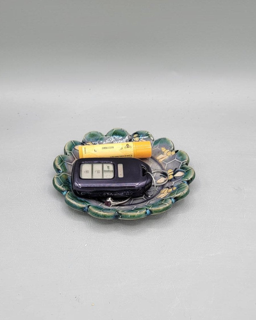 6 inch Hand Painted Embossed Bees & Honeycombs Scalloped Circle Trinket Dish in Alice Dream
