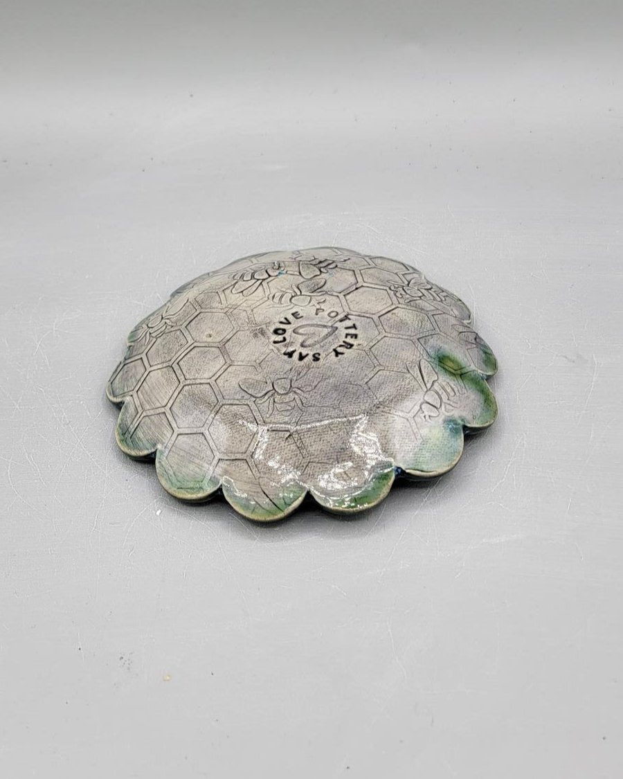 6 inch Hand Painted Embossed Bees & Honeycombs Scalloped Circle Trinket Dish in Alice Dream