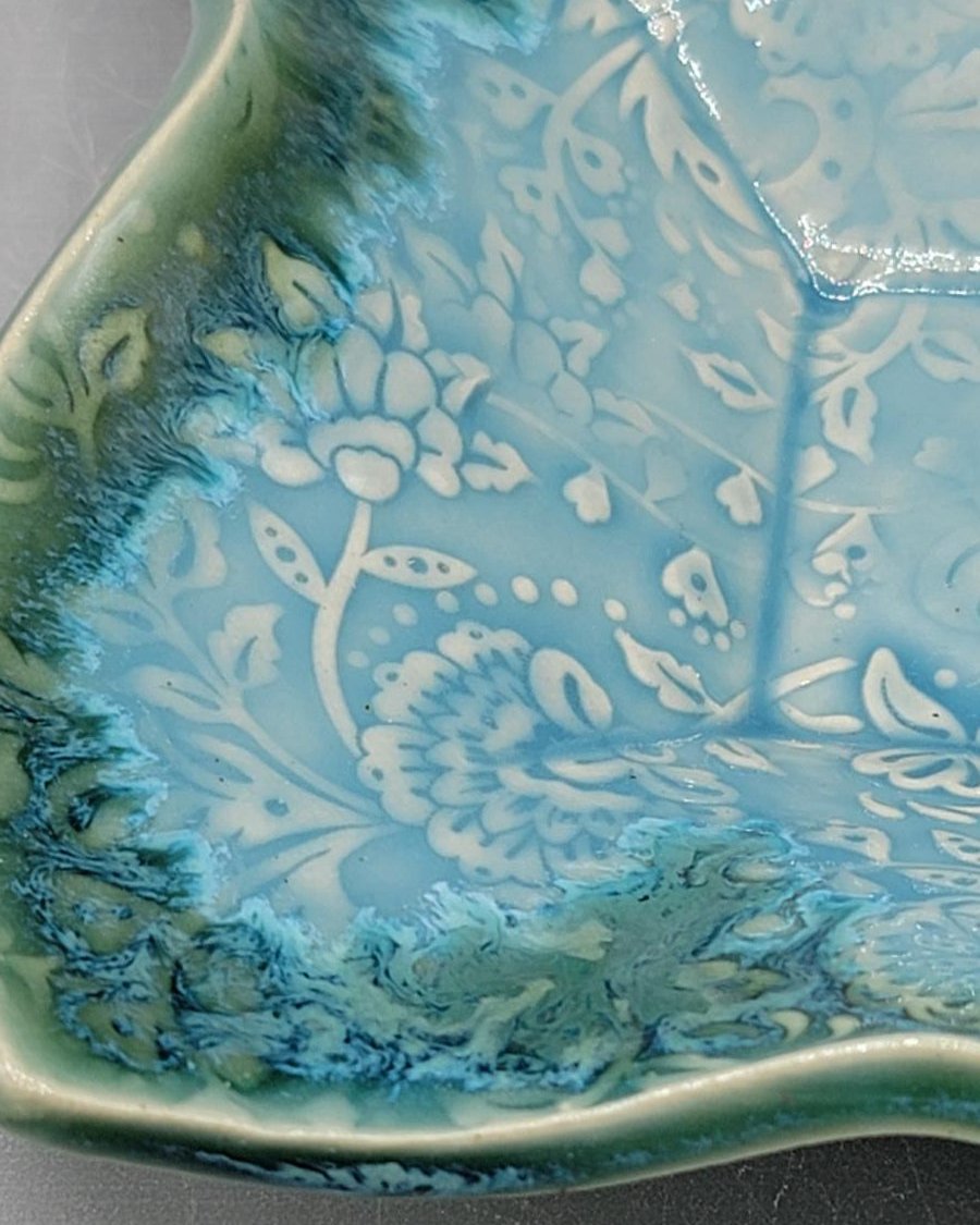 7 inch Embossed Dandelion Fluff Curvy Square Trinket Dish in Lost in A Lagoon
