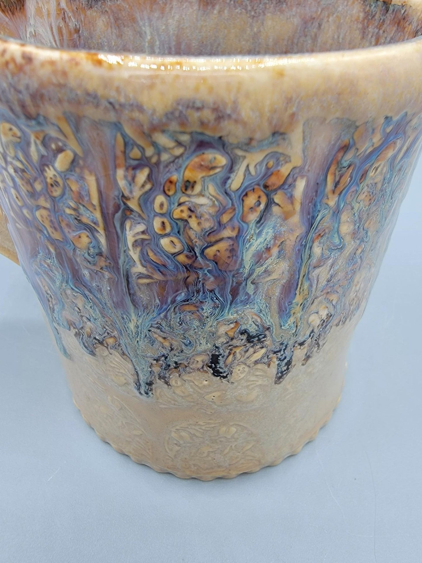 14-15 oz Embossed Terrapin Mug in Melting Cream