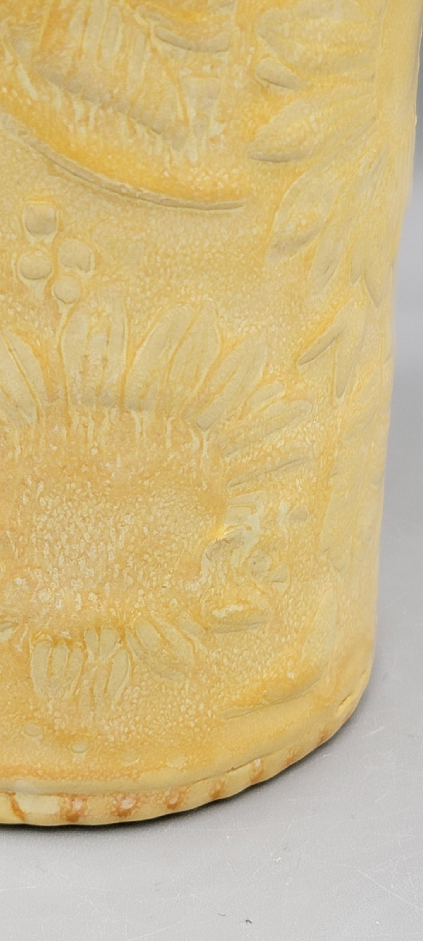 16 oz Embossed Sunflower Coffee Mug In Lemon Dream