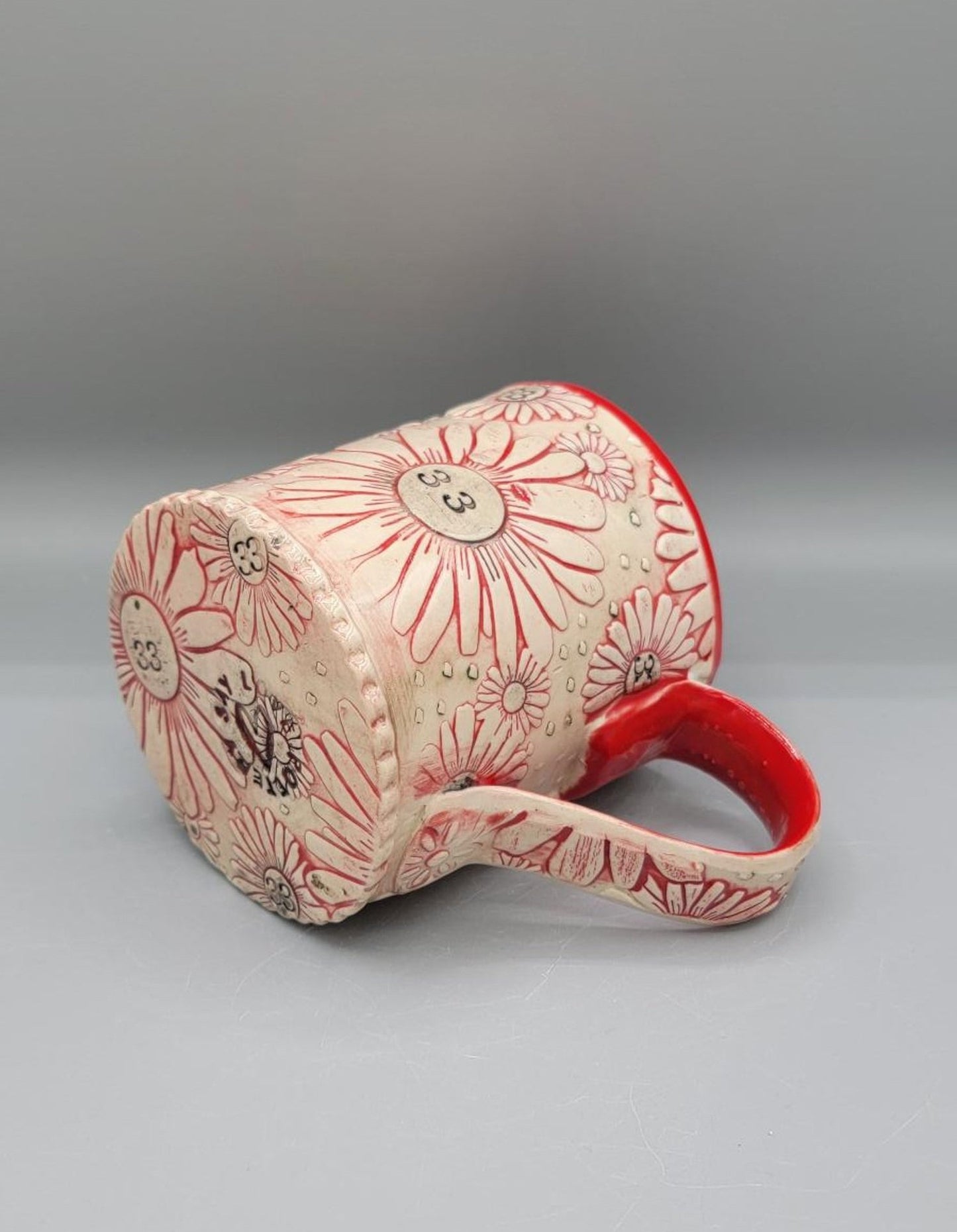 14-15oz Hand Painted, Embossed BMFS Red Daisies Ceramic Mug
