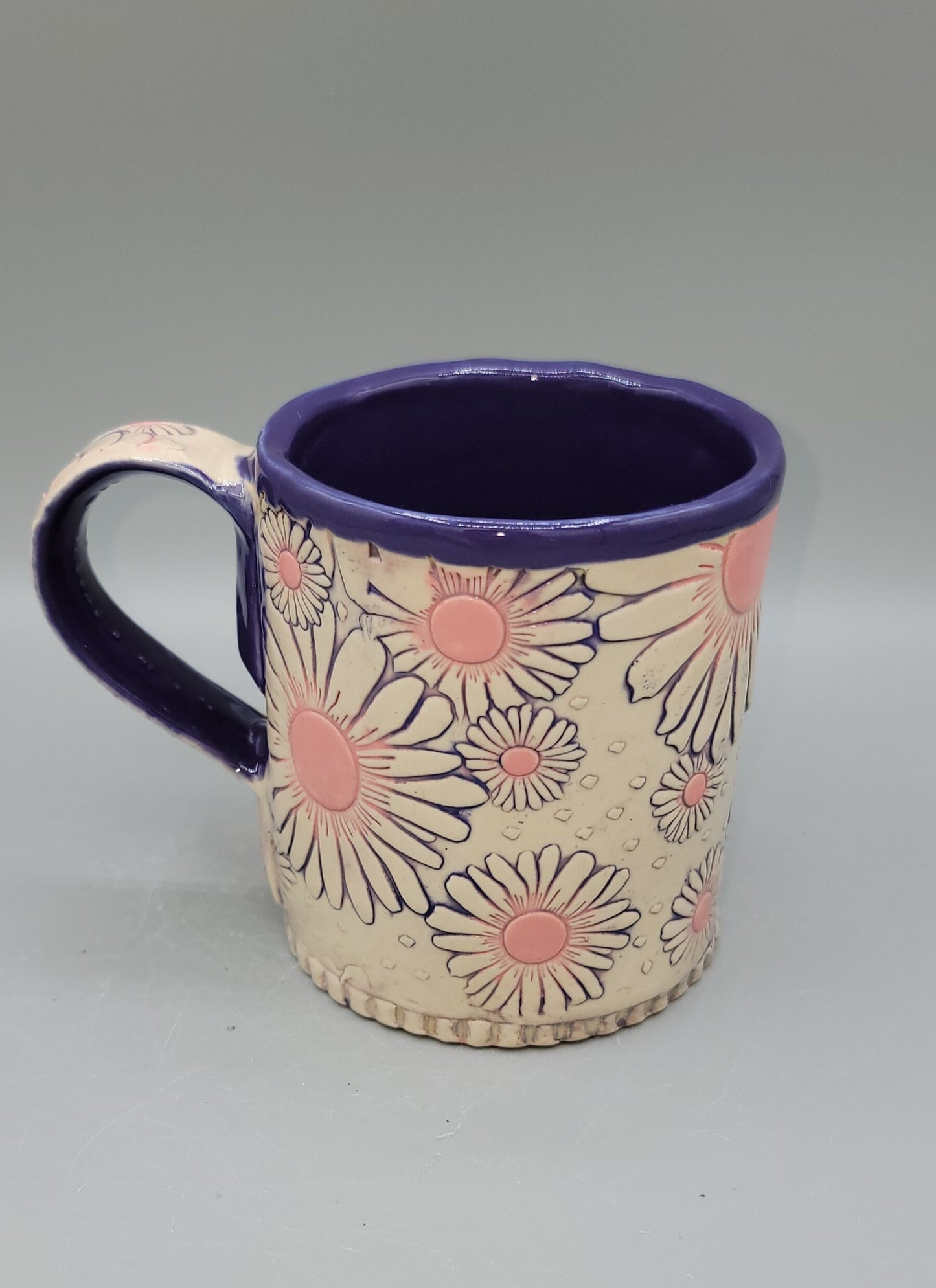 14-15oz Hand Painted, Embossed Purple Ombre Daisies Ceramic Mug
