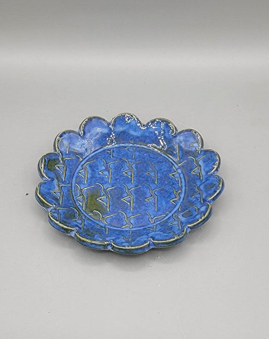 5 inch Embossed Dancer Scalloped Circle Trinket Dish in Royale