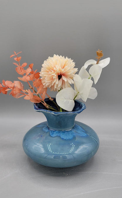 Round Flared Vase in Blue Crystal