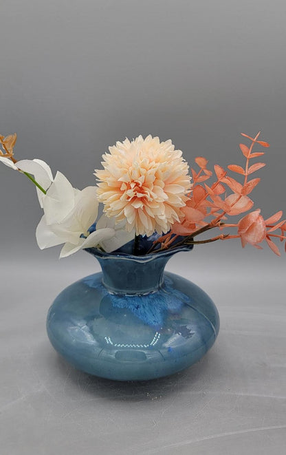 Round Flared Vase in Blue Crystal