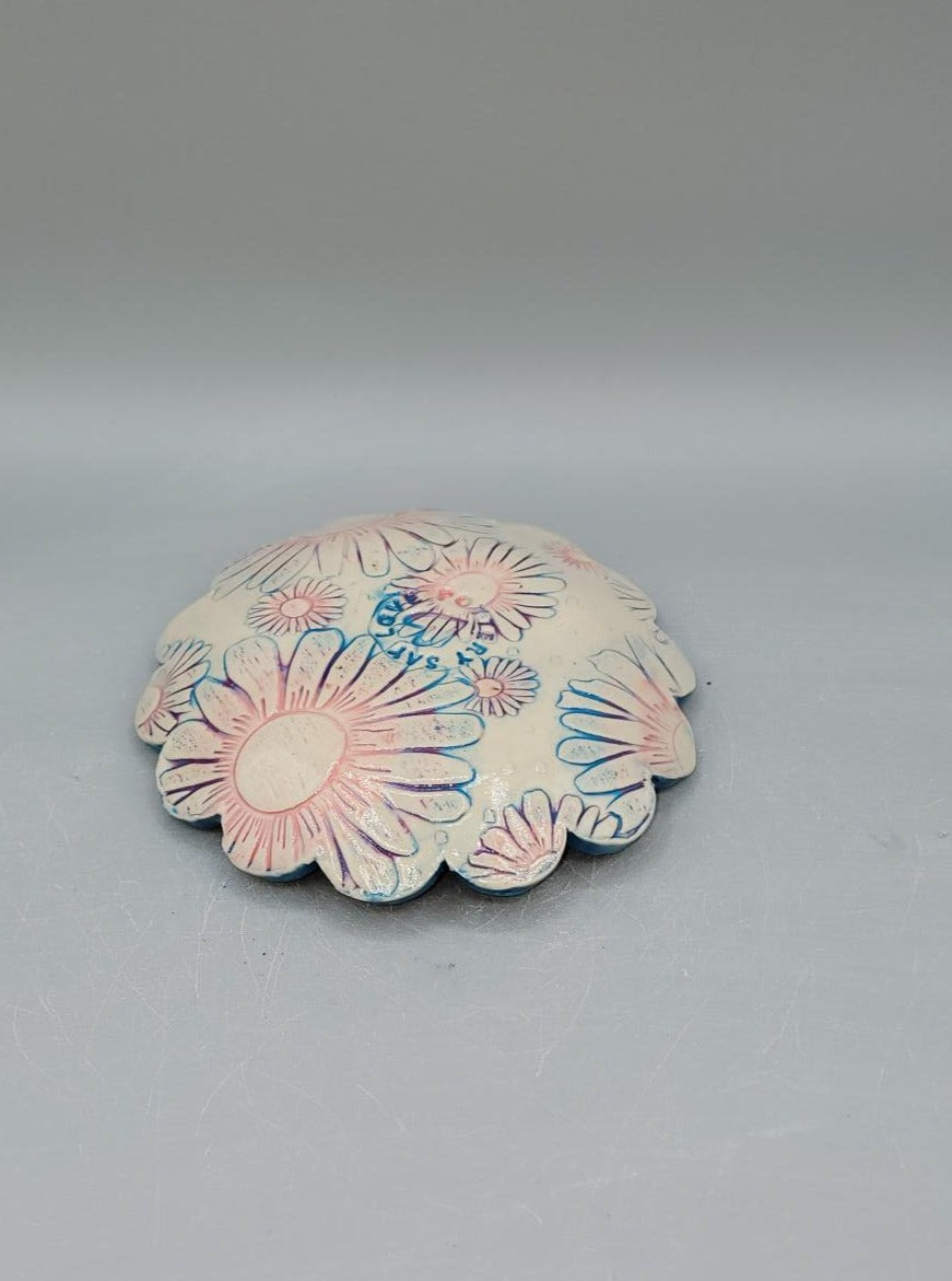 5 inch Hand Painted Embossed Daises Scalloped Circle Trinket Dish in Cotton Candy