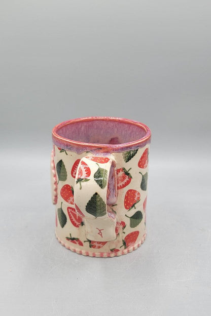 14-15 oz Strawberry Mug with Dancer Medallion