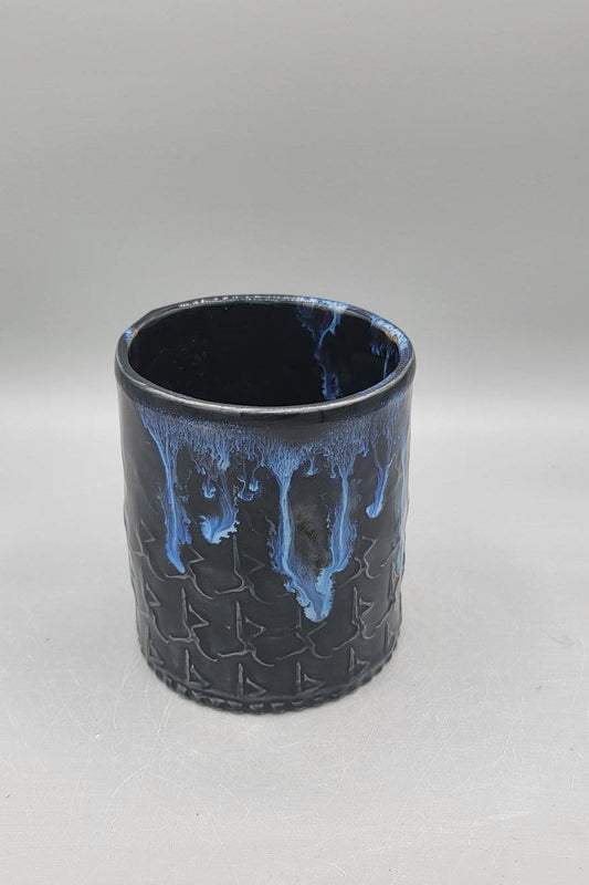 Embossed Dancer Ceramic Tumbler