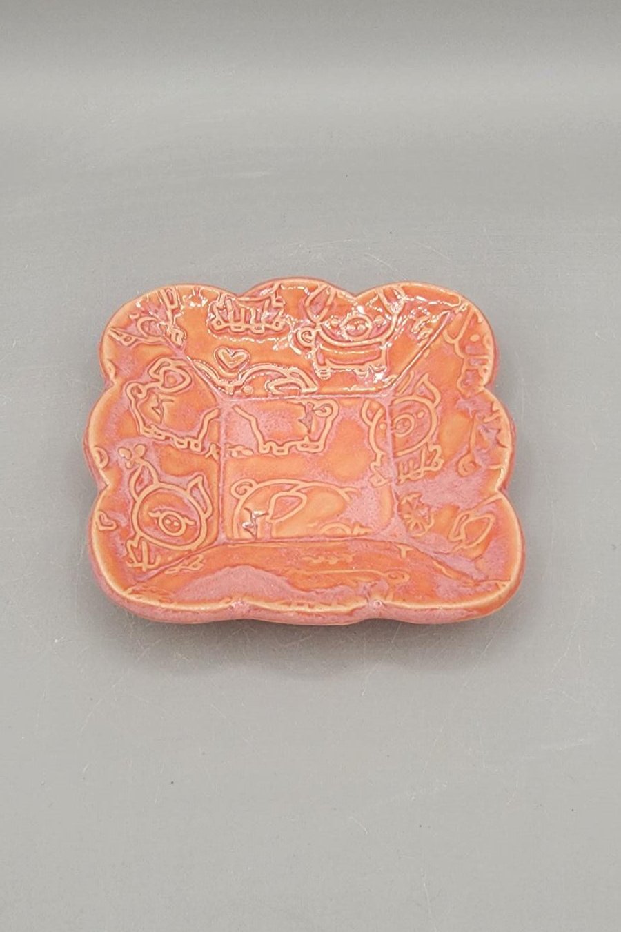 4 inch Embossed Pigs & Dancer Fancy Square Trinket Dish