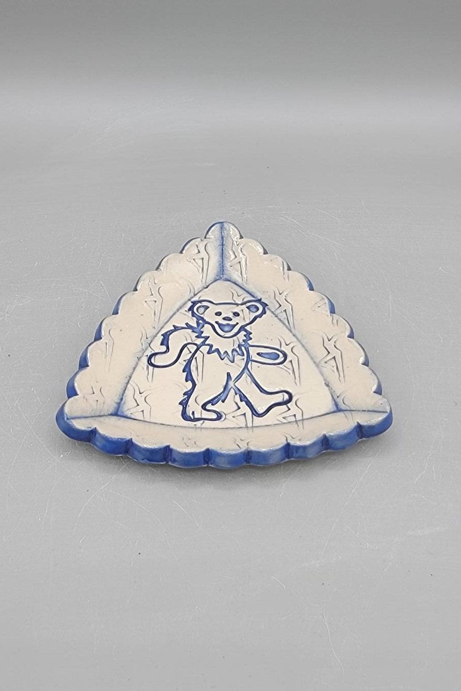 4 inch Embossed Dancers with Bear Scalloped Triangle Trinket Dish