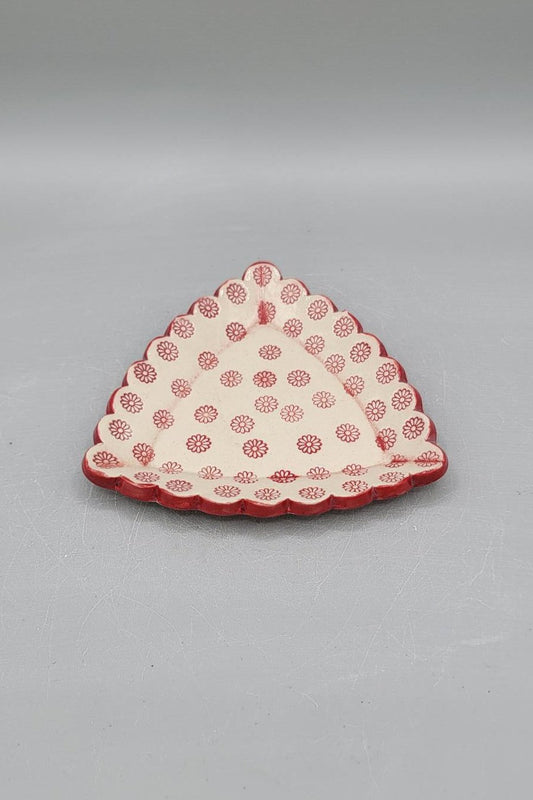 4 inch Hand Printed Imprinted Red Daisies Scalloped Triangle Trinket Dish