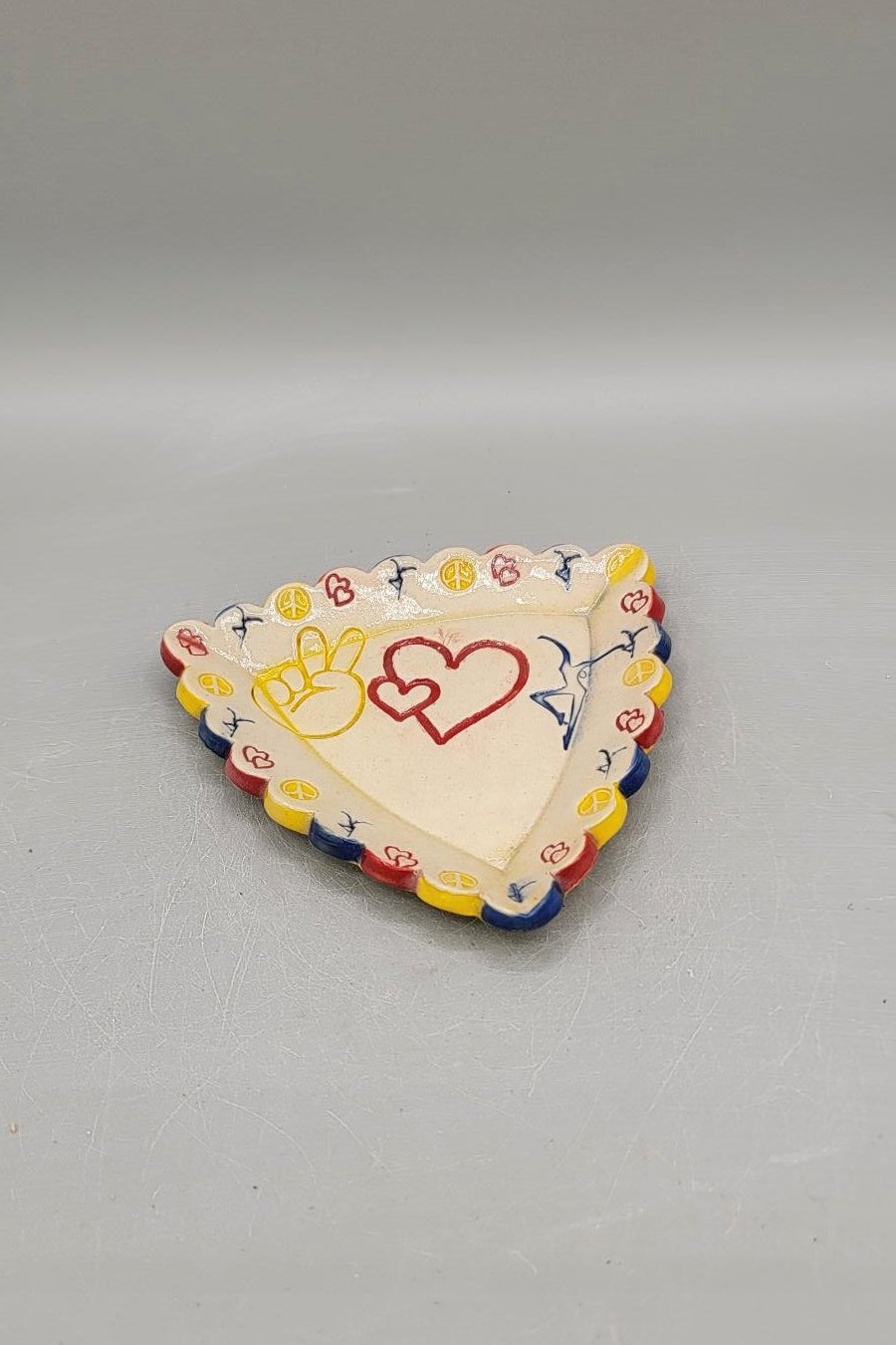 4 inch Hand Painted Peace, Love, Dancer Scalloped Triangle Trinket Dish