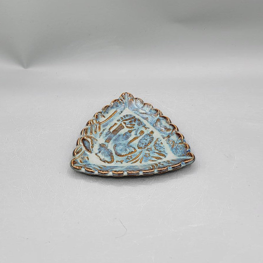 4 inch Embossed Mushrooms Scalloped Triangle Trinket Dish Floating Blue