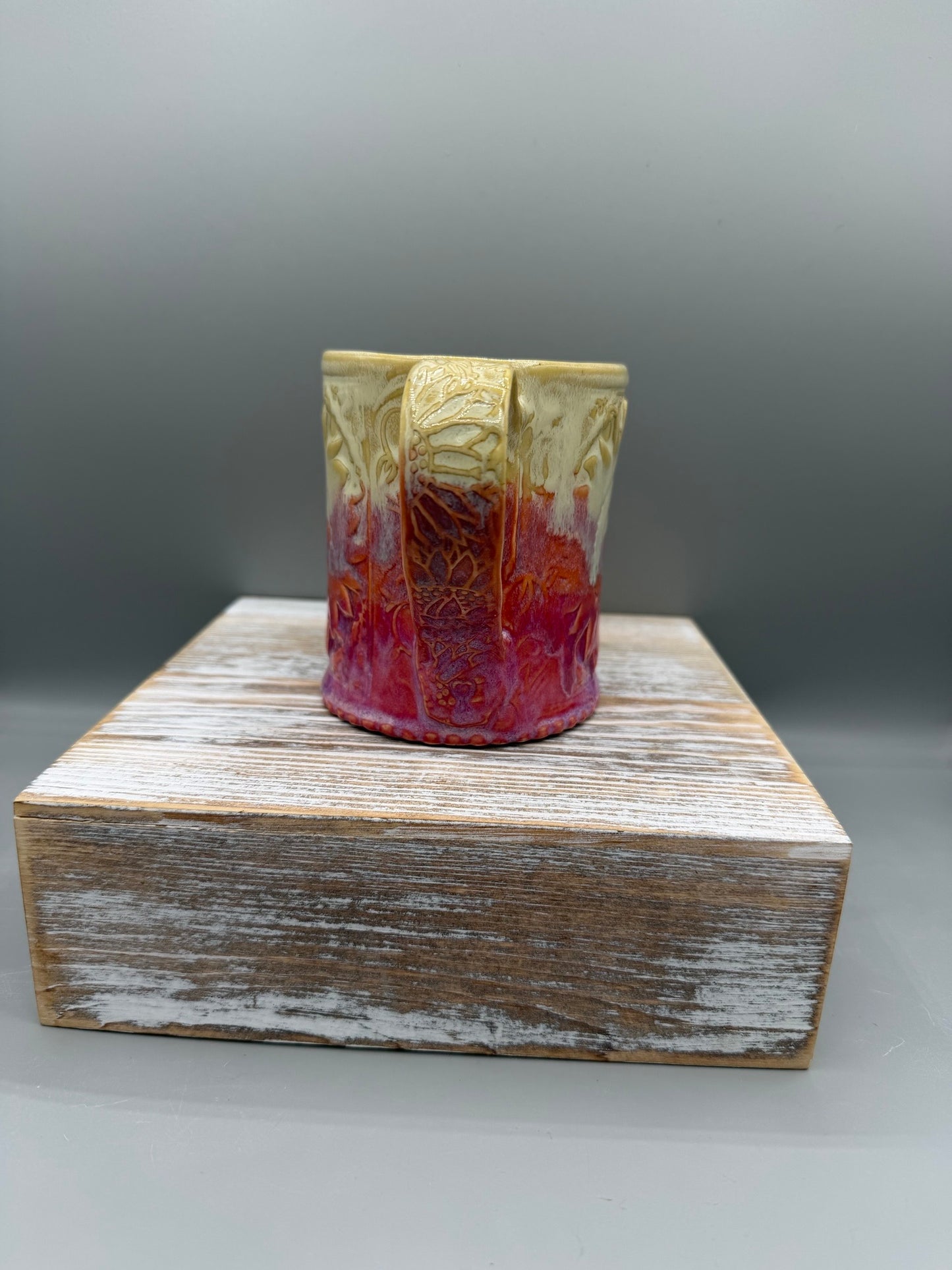 14-15 oz Embossed Sunflower Ceramic Mug in Dreamy Sunset