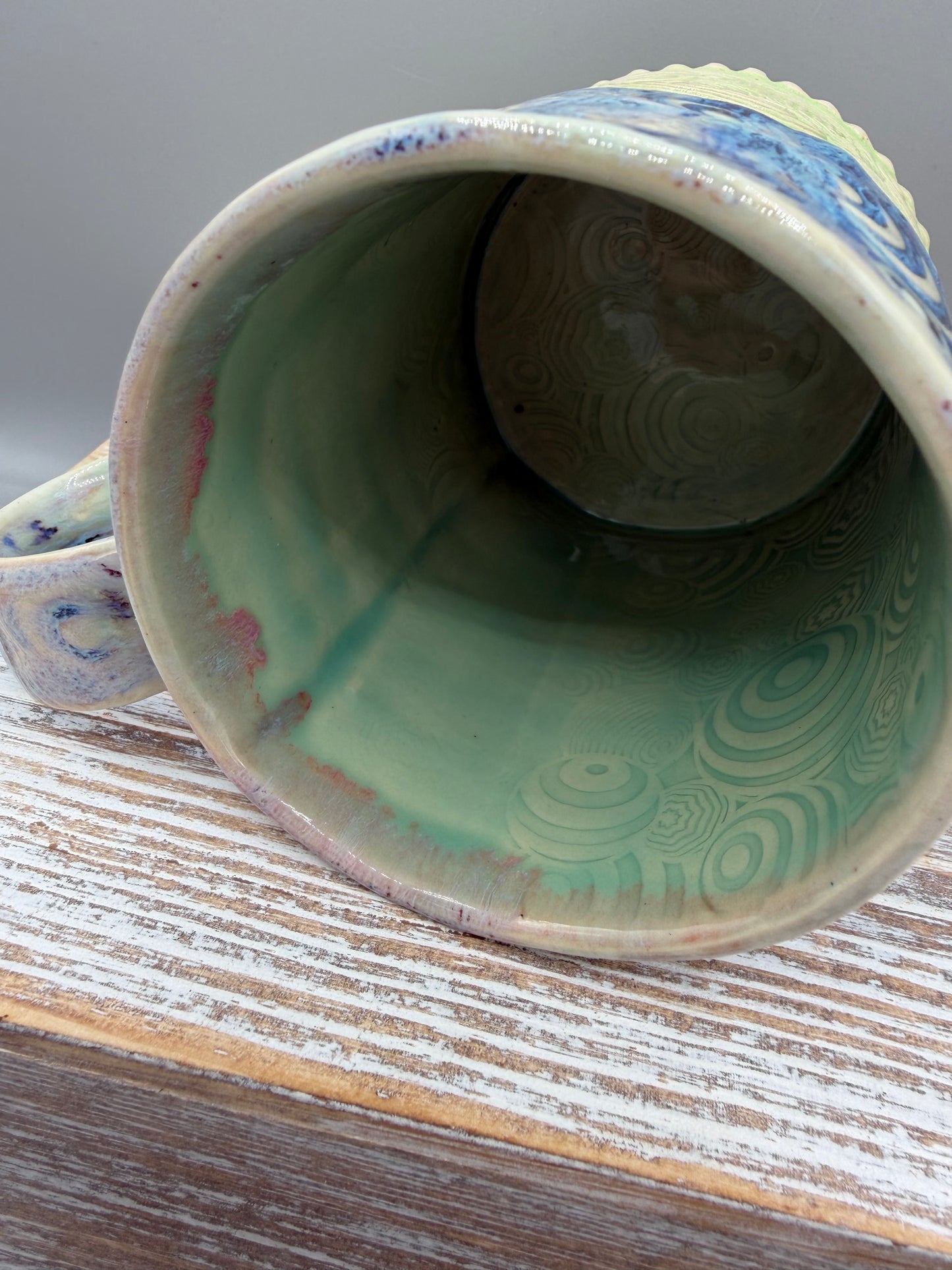 14-15 oz Embossed Circle Ceramic Mug in Galaxy Lime