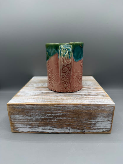 14-15 oz Embossed Flower Fields Ceramic Mug in Molly Dreams