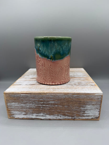 14-15 oz Embossed Flower Fields Ceramic Mug in Molly Dreams