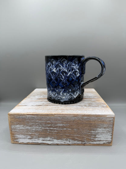 14-15 oz Embossed Diamond Ceramic Mug in Moulton Blue Lava