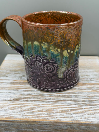 14-15 oz Embossed Roses Ceramic Mug in Melting Copper to Purple