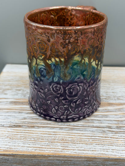 14-15 oz Embossed Roses Ceramic Mug in Melting Copper to Purple