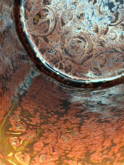 14-15 oz Embossed Roses Ceramic Mug in Melting Copper to Purple