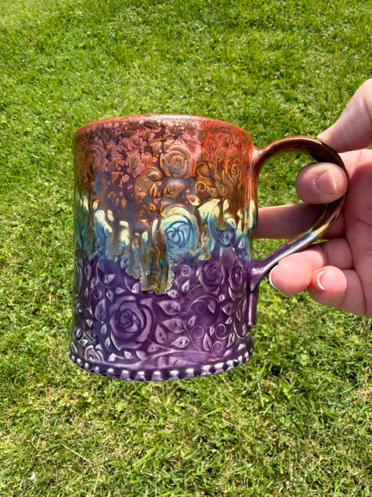 14-15 oz Embossed Roses Ceramic Mug in Melting Copper to Purple