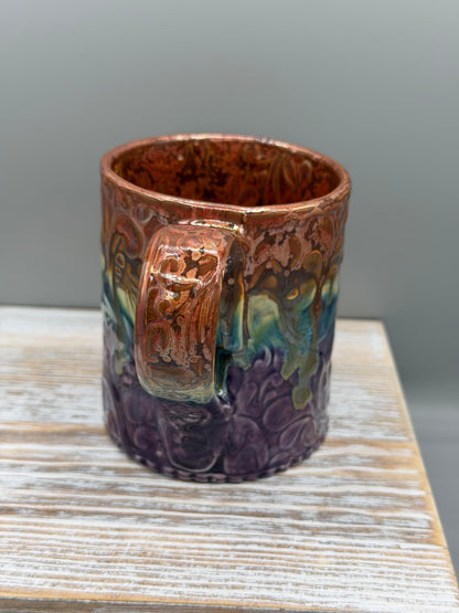 14-15 oz Embossed Paisley Ceramic Mug in Melting Copper to Purple