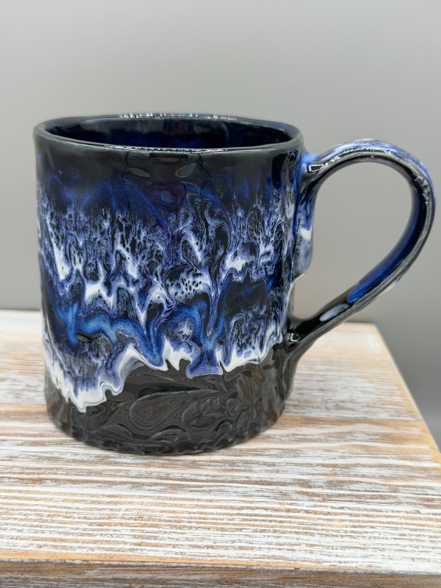 14-15 oz Embossed Paisley Ceramic Mug in Molten Blue Lava