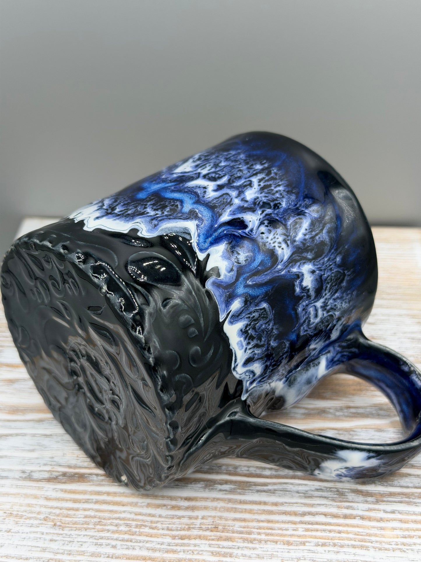 14-15 oz Embossed Paisley Ceramic Mug in Molten Blue Lava