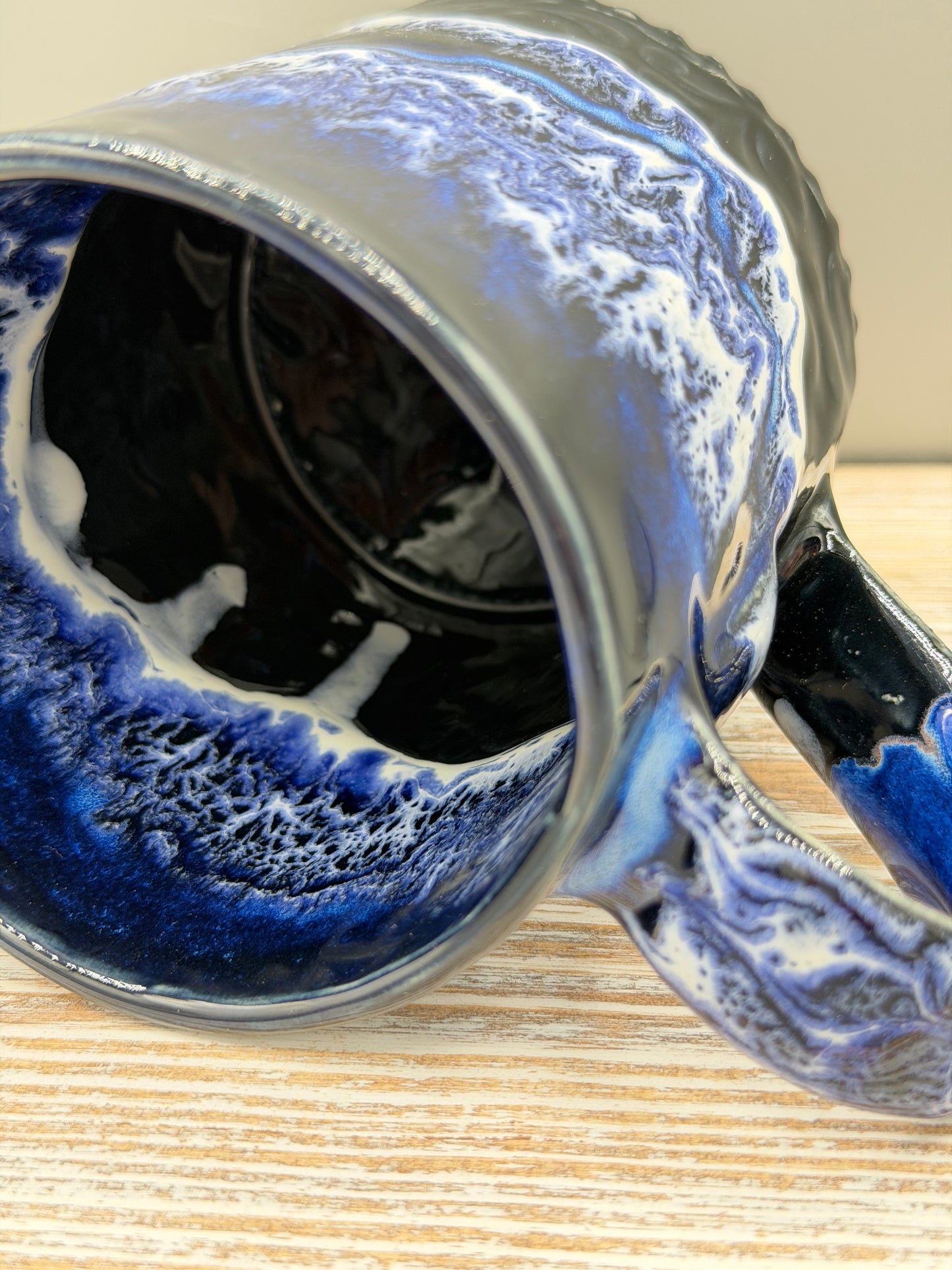 14-15 oz Embossed Paisley Ceramic Mug in Molten Blue Lava