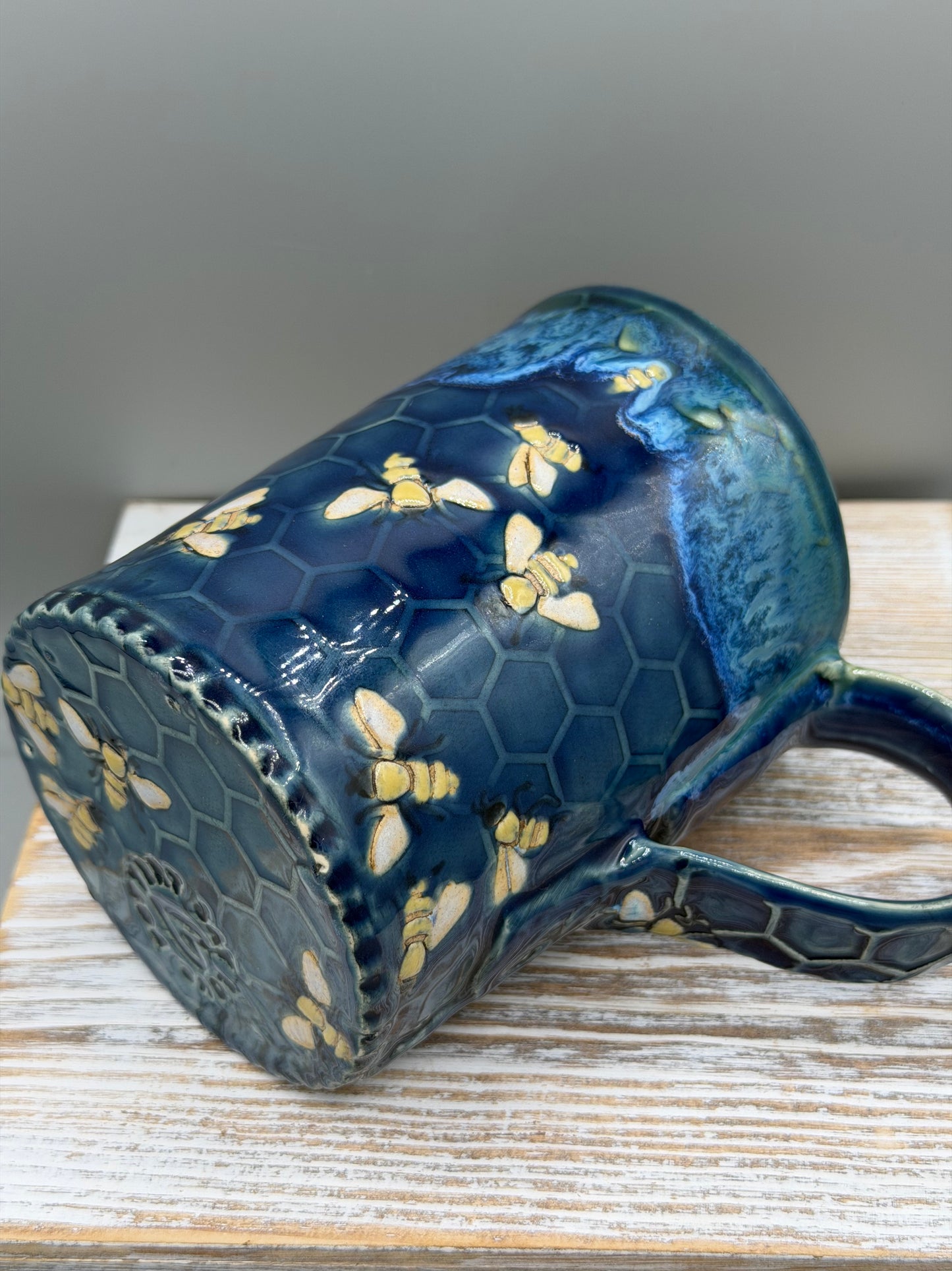 16-17 oz Hand Painted, Embossed Bees & Honeycomb Ceramic Mug in Caribbean Blue