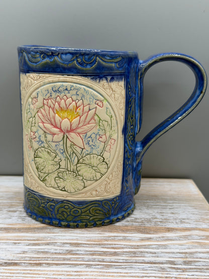 16-17 oz Hand Painted & Embossed Water Lilies Ceramic Mug