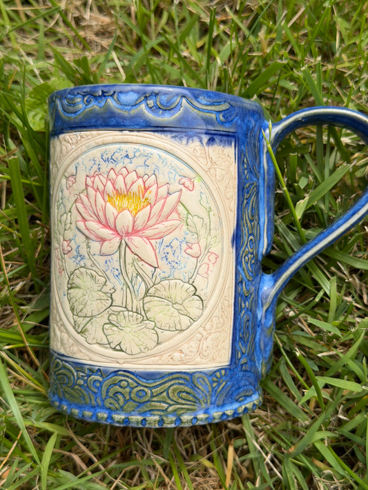 16-17 oz Hand Painted & Embossed Water Lilies Ceramic Mug