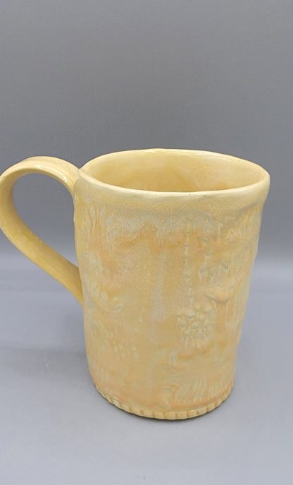 16 oz Embossed Sunflower Coffee Mug In Lemon Dream